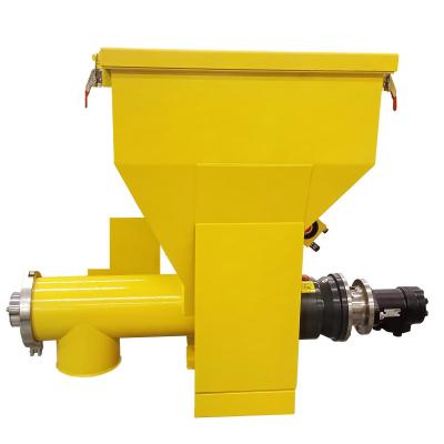 Screw Conveyor Hopper Micro Dosing Hopper Screw Feeder Bucket Conveyor Powder Hopper and Feeder Fracturing Blender Truck - Thumbnail 2
